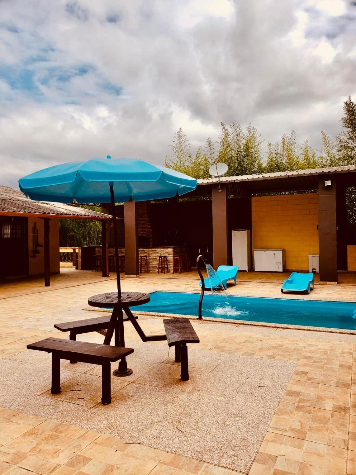 Chacara Charmosa Com Piscina, Campo De Futebol Villa Guaratingueta Exterior photo