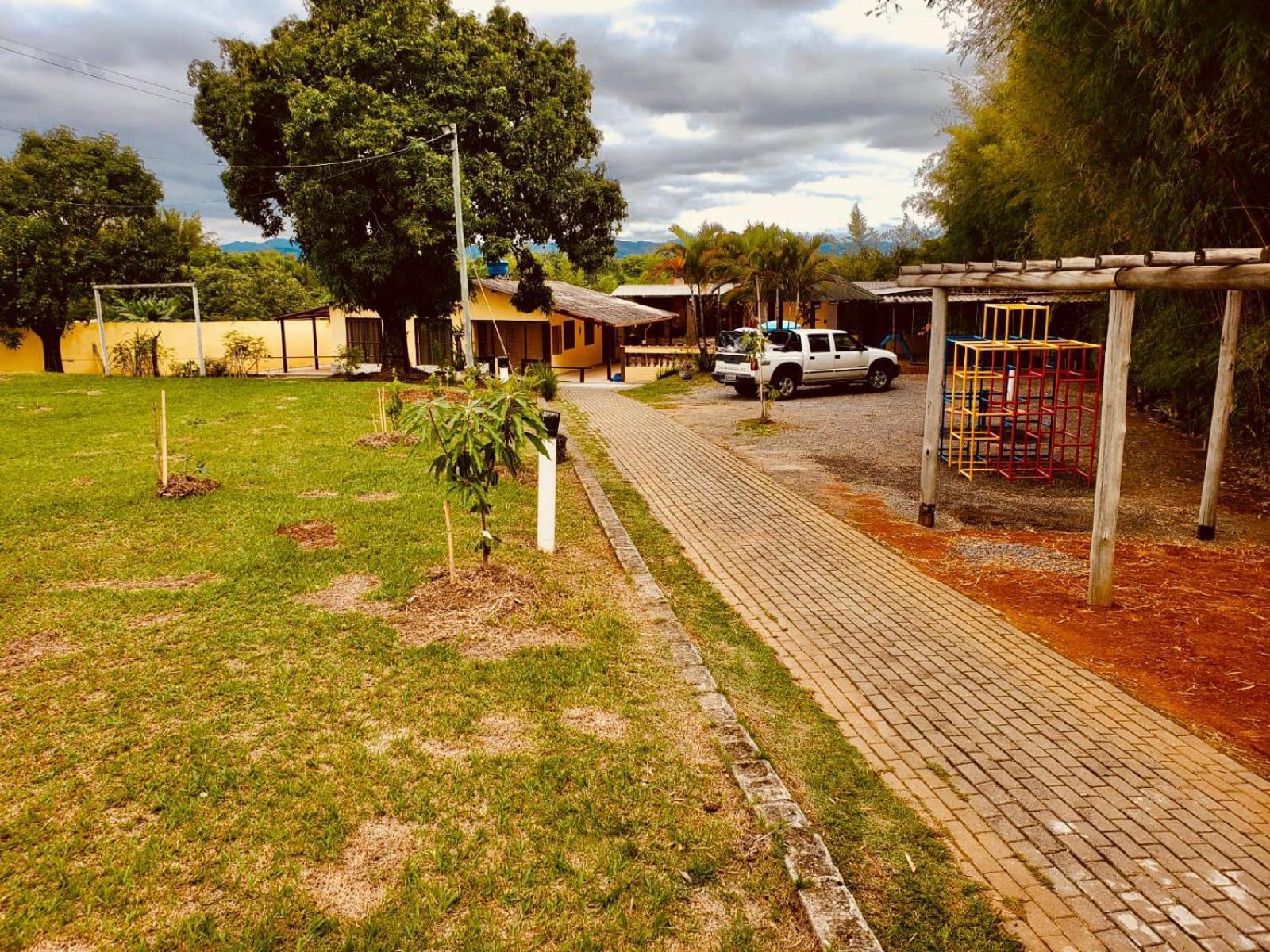 Chacara Charmosa Com Piscina, Campo De Futebol Villa Guaratingueta Exterior photo