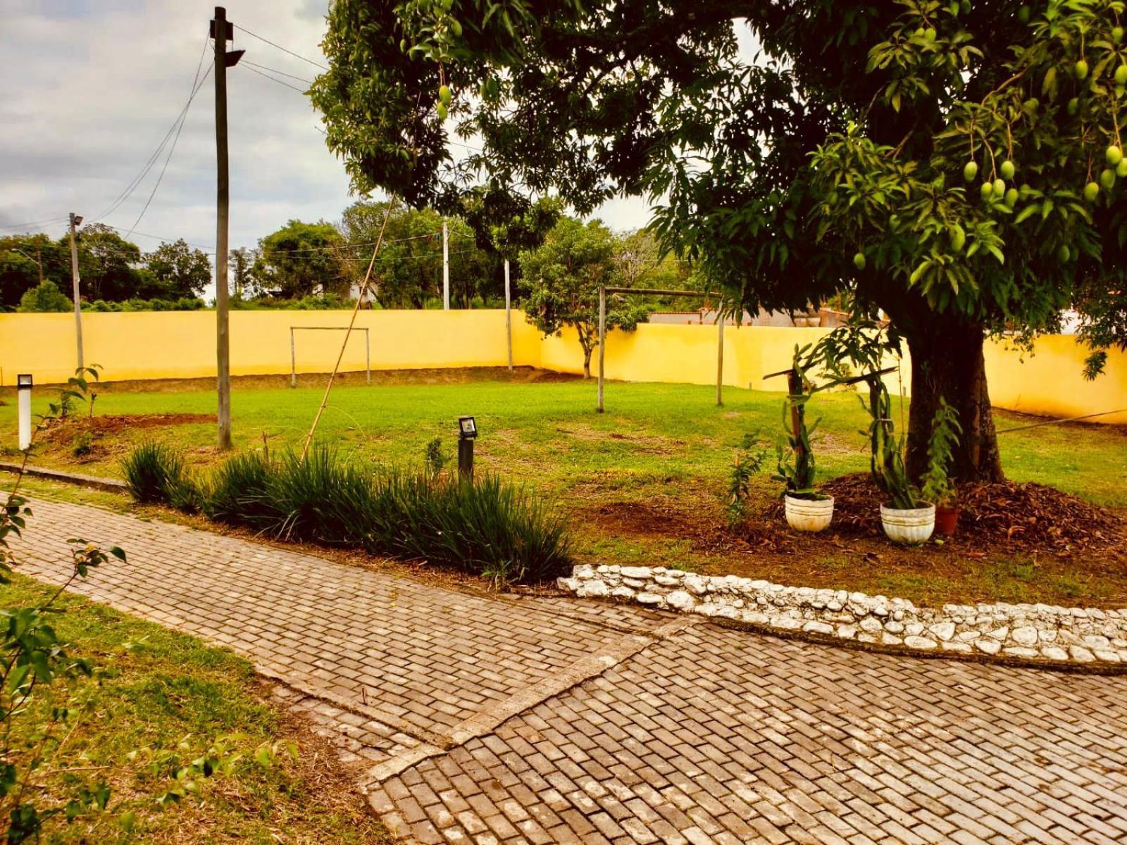 Chacara Charmosa Com Piscina, Campo De Futebol Villa Guaratingueta Exterior photo