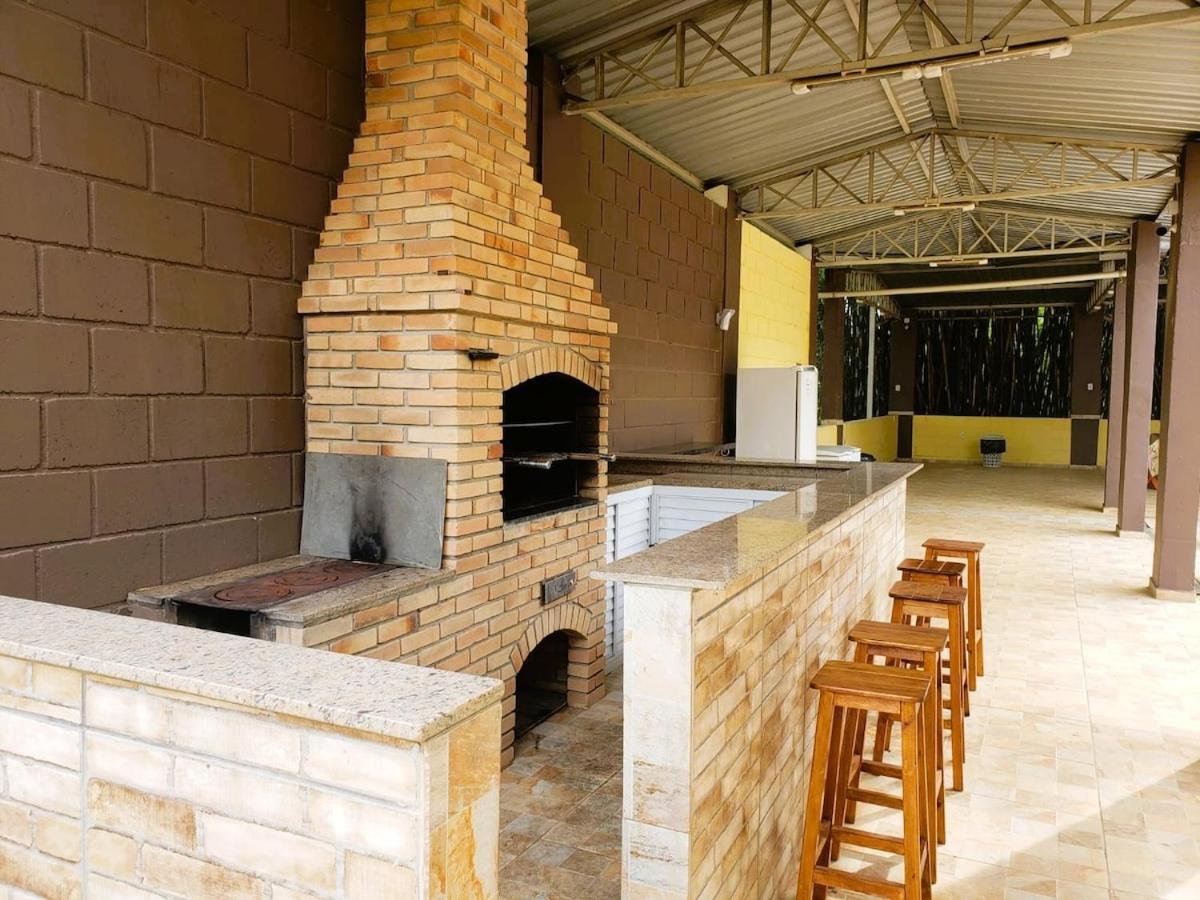 Chacara Charmosa Com Piscina, Campo De Futebol Villa Guaratingueta Exterior photo